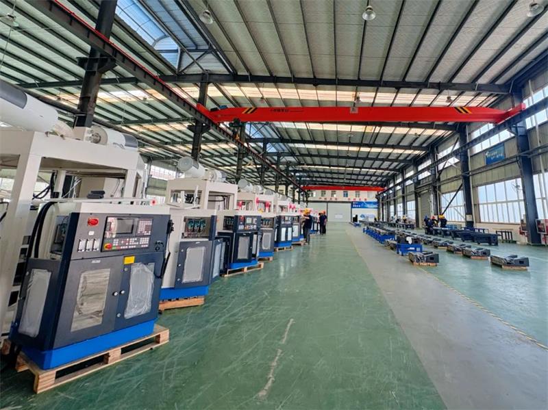 首批贵安造“工业母机”下线，引领物料搬运装备制造新篇章